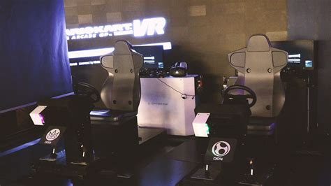 City of Dreams Opens The Garage VR Zone .